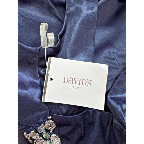 Sequin Hearts Navy Formal Prom Dress Sz 5 Beaded Halter Flowing Silky Gown NWT - Picture 14 of 16